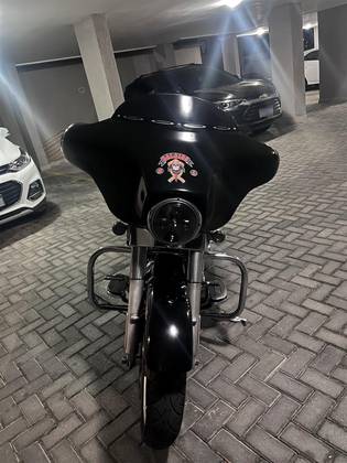 HARLEY-DAVIDSON STREET GLIDE HARLEY-DAVIDSON STREET GLIDE